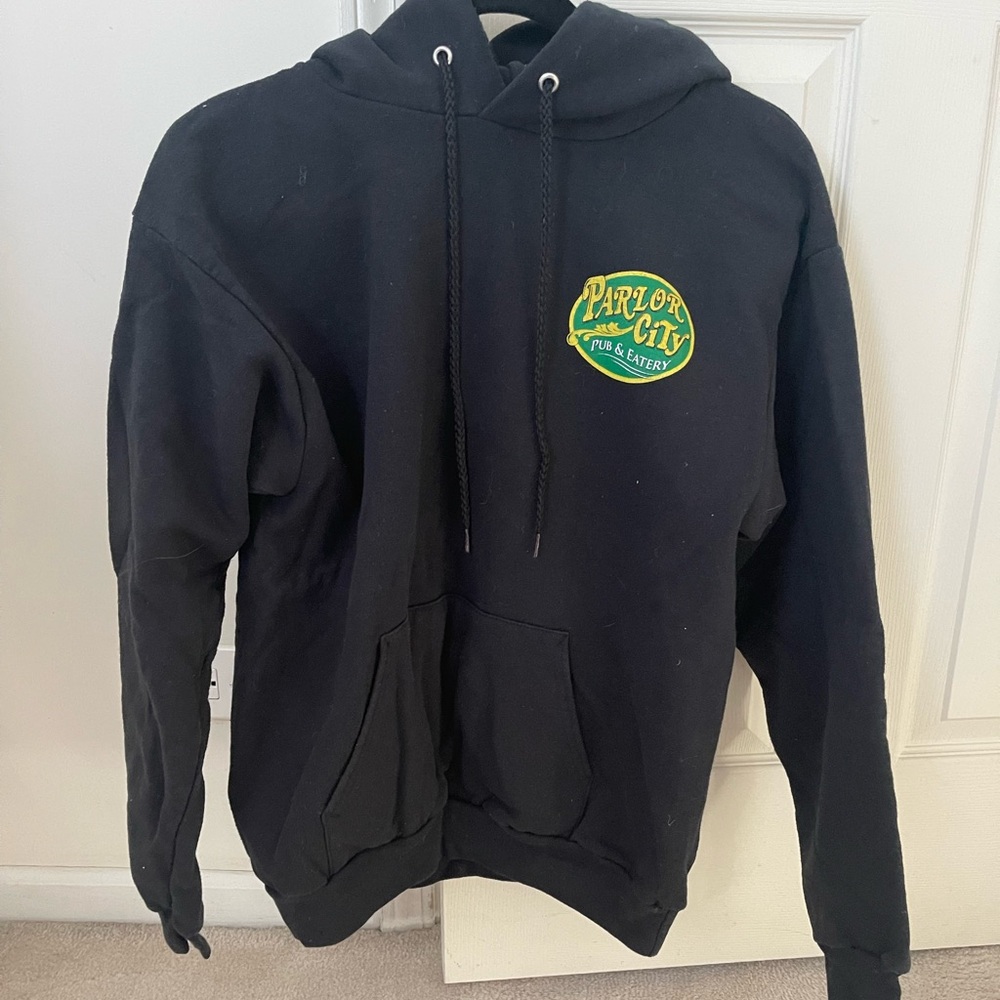 Parlor City Cedar Rapids Iowa Vintage Thrift Black Hoodie Sweater Hanes Sz M